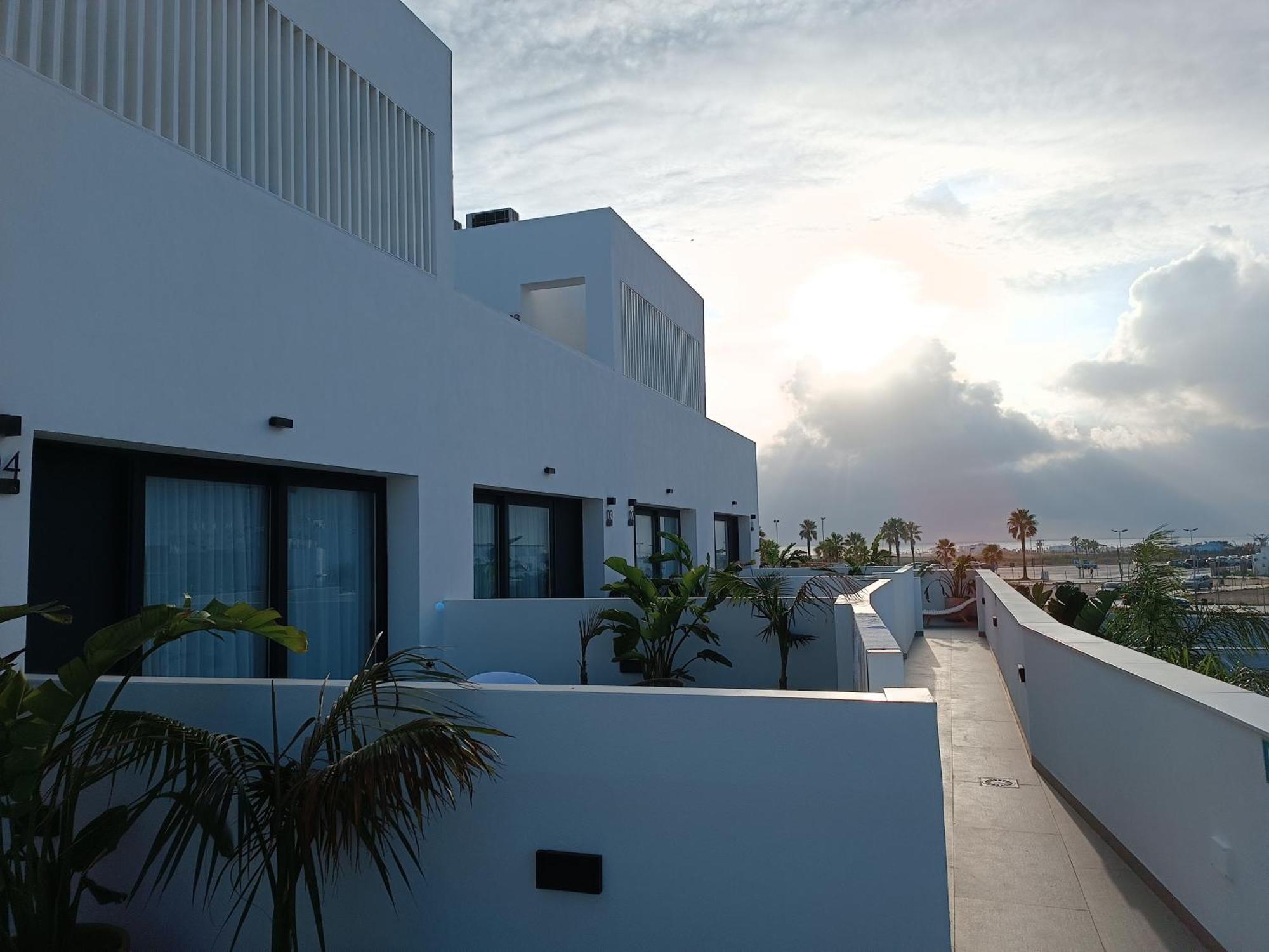 Hotel Apartamentos Hamus Conil De La Frontera Exterior photo